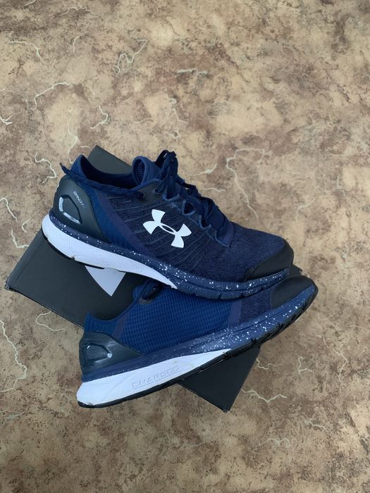 Кросівки Under Urmour Bandit 2 .UK 9.