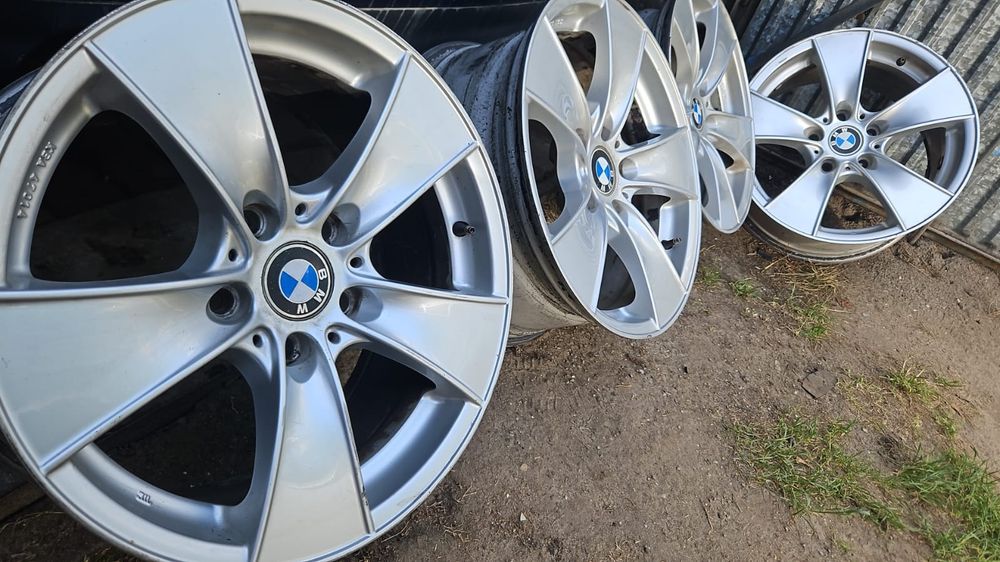 Alufelgi 17 BMW 8J IS35 5x120 ET35 E60 E87 E82 E81 E92 E90 E39 E34 M5