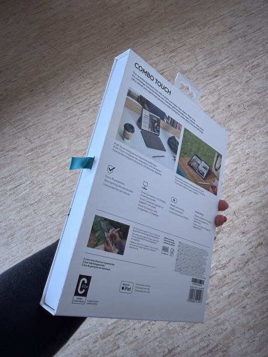 Etui z klawiaturą logitech do ipad air M2, ipad 5gen, 11 cali