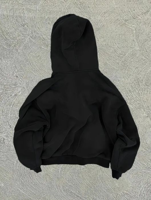 Чорна чоловіча кофта на замку