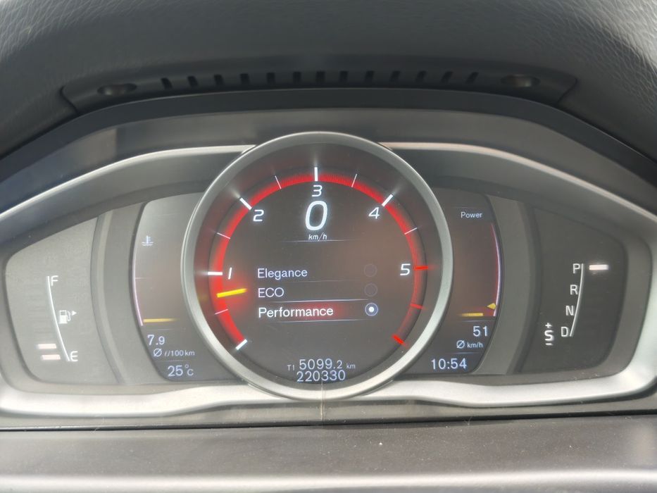Volvo XC70 III 2,4 D4 Facelift  AWD 2014 ВІДЕО