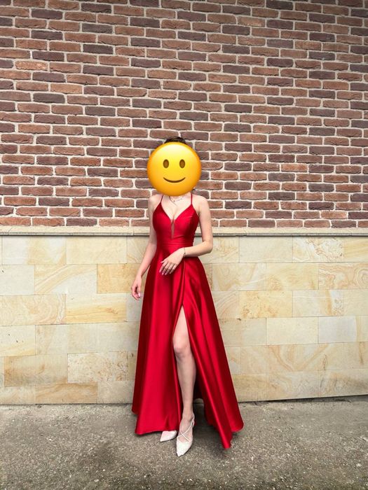 Продам випускну сукню