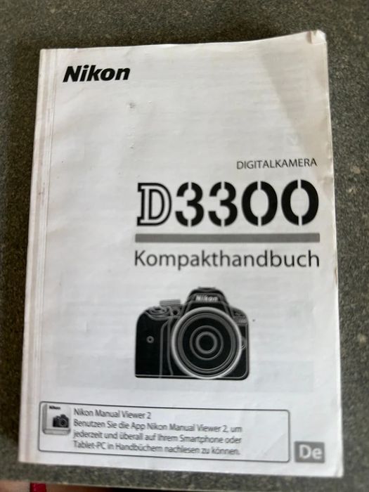 Nikon D3300 DSLR com 2 Lentes e Acessórios