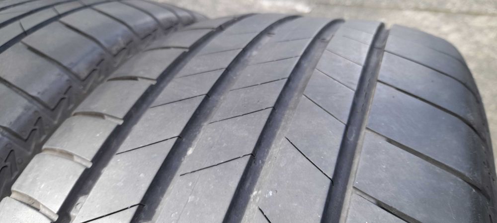 Opony letnie  Bridgestone  235/55 R17 H XL VW         103H