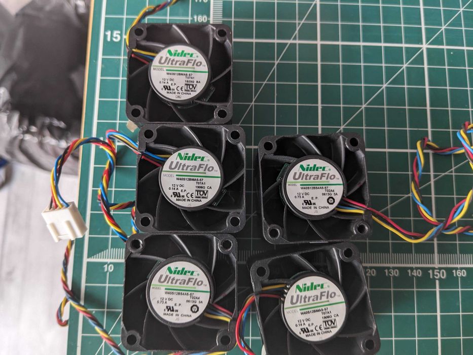 Fans 40x40x28 PWM para servidor64751676021890122