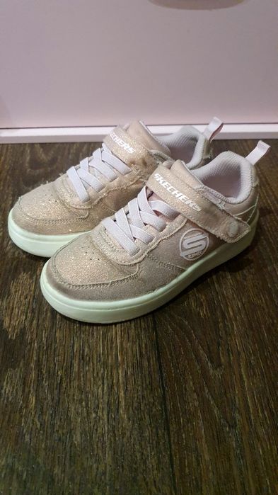 Кроссовки Skeсhers 28 размер 18,5 см.
