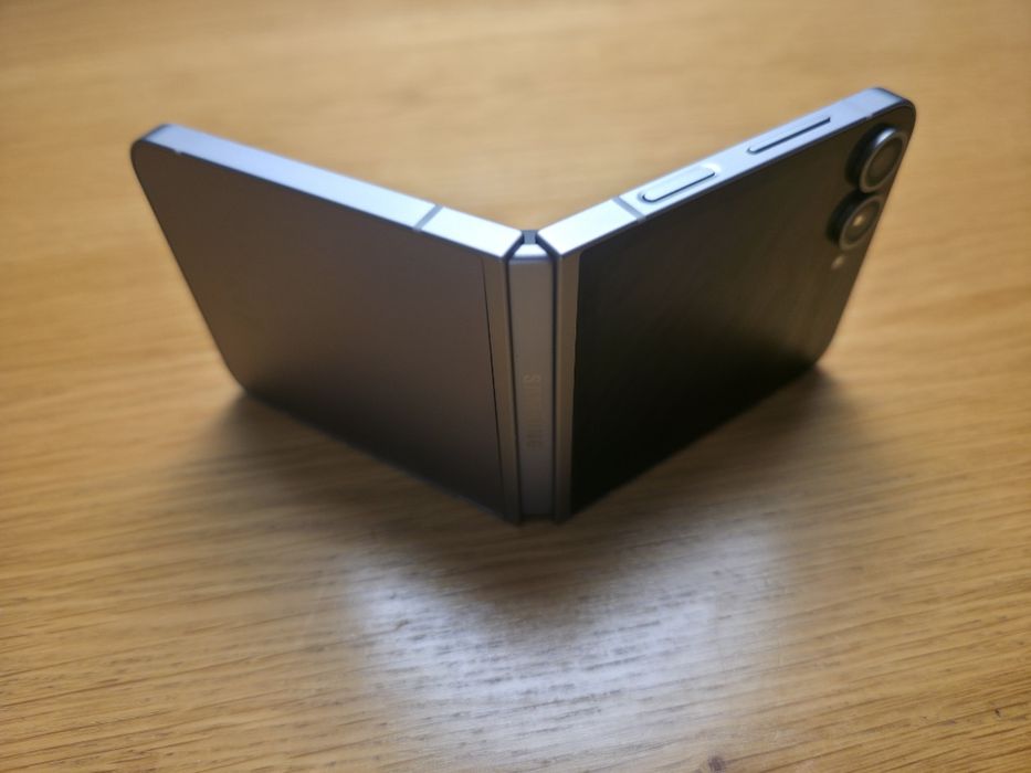 Samsung Galaxy Z Flip6 POLECAM!!!