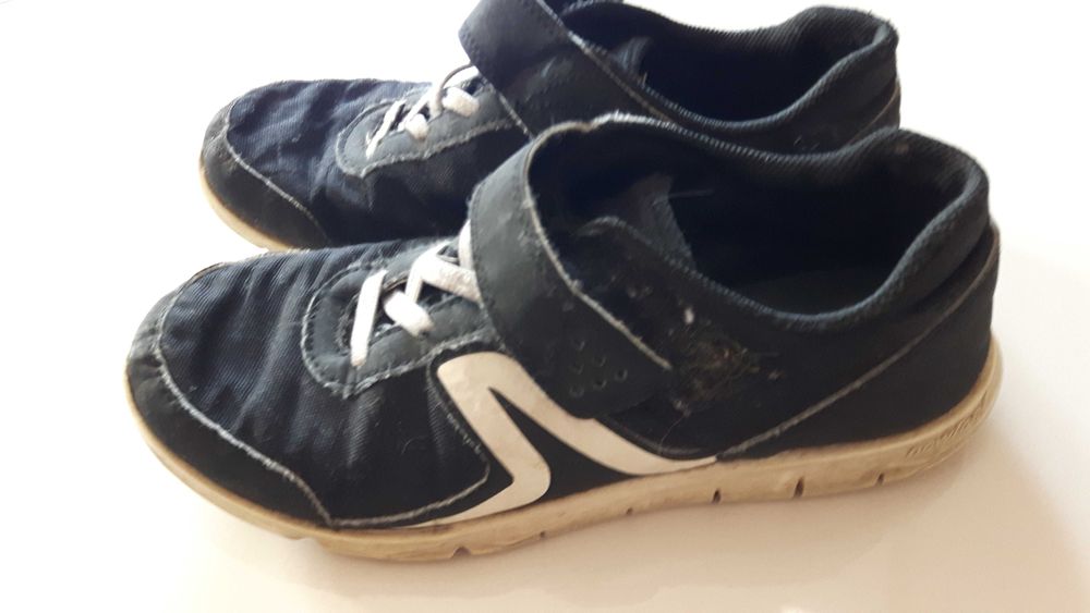 Buty sportowe trzy rodzaje dla chlopca