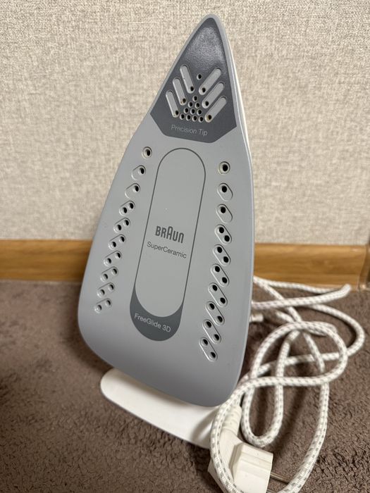 Продам праску Braun