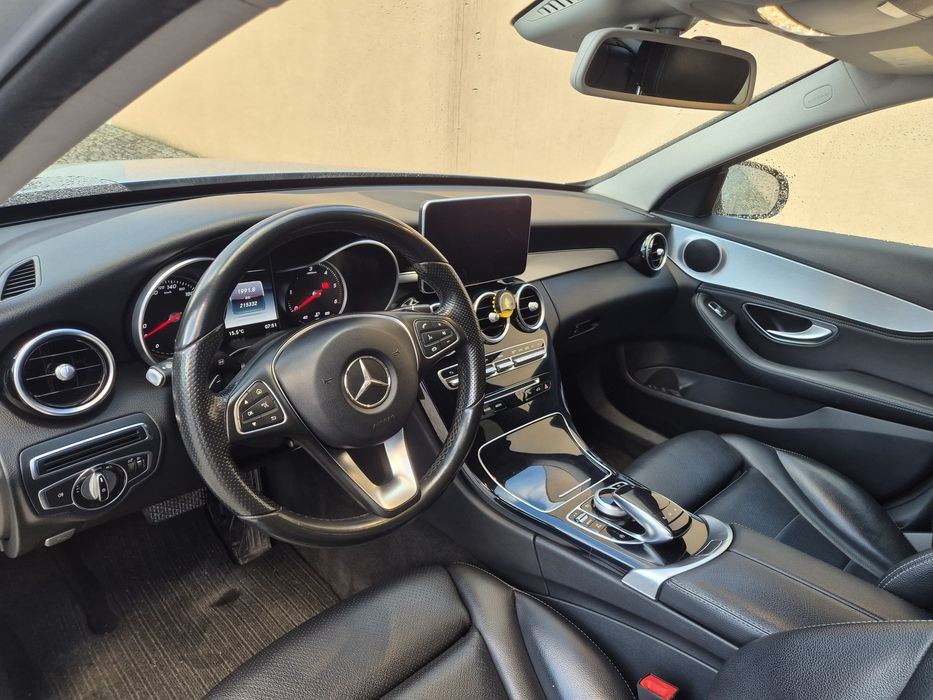 Em excelente estado geral