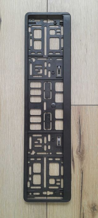 Ramka kratka na tablicę rejestracyjną Citroen C3