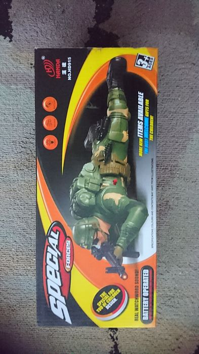 Żołnierz interaktywny. Universal Soldier. Na baterie.