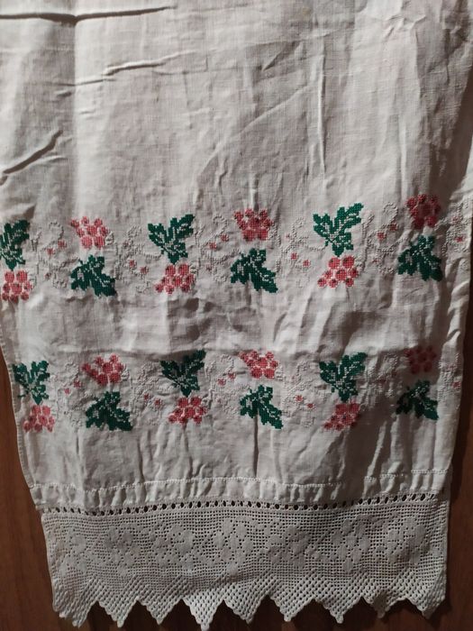 Вишитий рушник продам