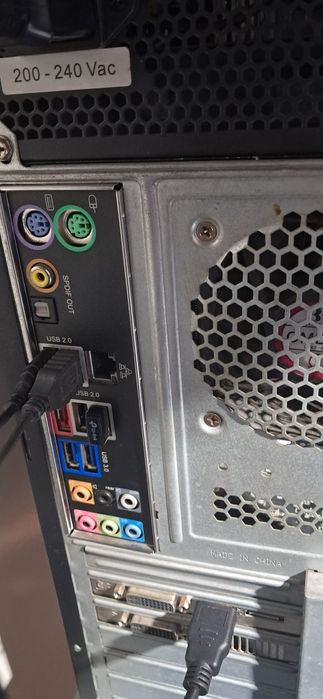 PC CPU Amd FX 8350 8Cores  Gráfica R970x 2Gb 8Gb RAM 256SSD