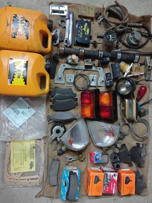 Старі речі     .