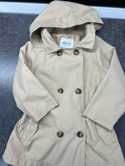 Тренч, плащ на дівчинку