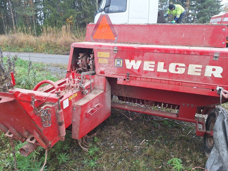 WELGER  Тюковий Прес Підбирач Пресс подборщик як (42 400 430)