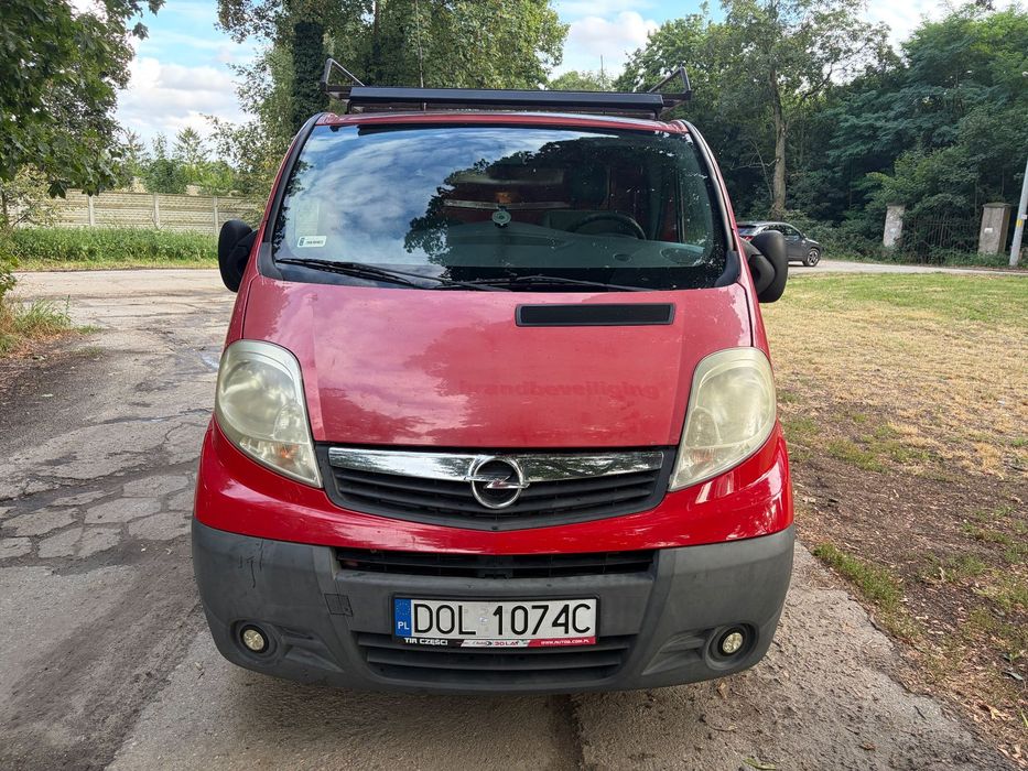 Opel Vivaro  Opel vivaro/trafic 2.0CDTI