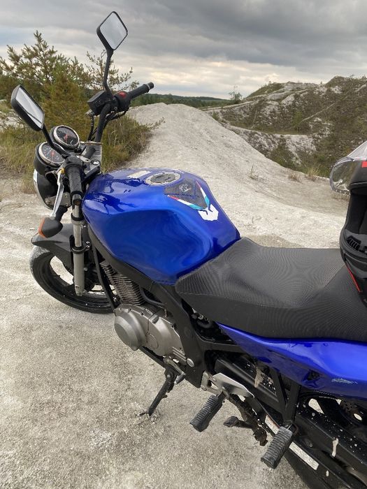 Suzuki GS 500 2005 року