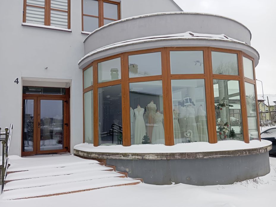 Lokal handlowo-usługowy - parter, parking, plac / ul. Zielona 4