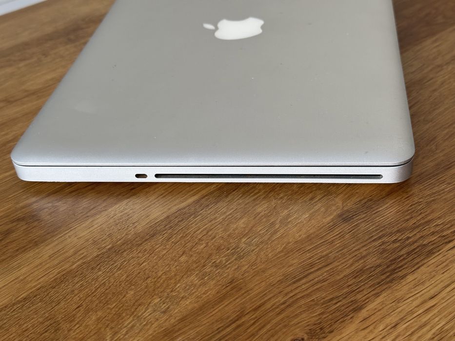 laptop Apple MacBook Pro 13” 500GB