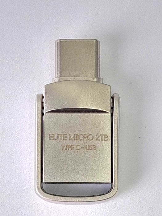 Pen Drive 2 Terabyte USB 3.0 e Type C - Novo