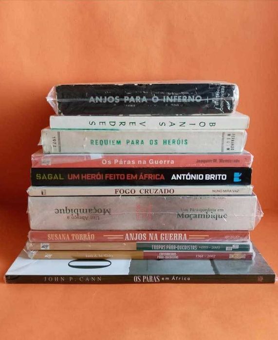 LOTE DE 12 LIVROS DE PÁRA-QUEDISTAS - Diversos preços