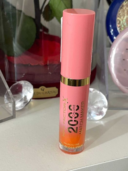 Max Factor 2000 Calorie Match Maker 010 Bubbly Błyszczyk Nowy