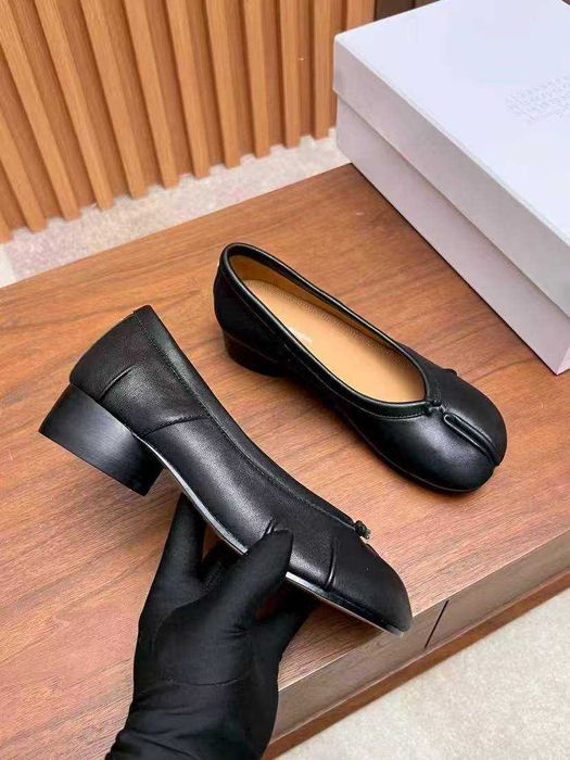 Buty damskie Maison Margiela H30 Tabi Ballerina R.38