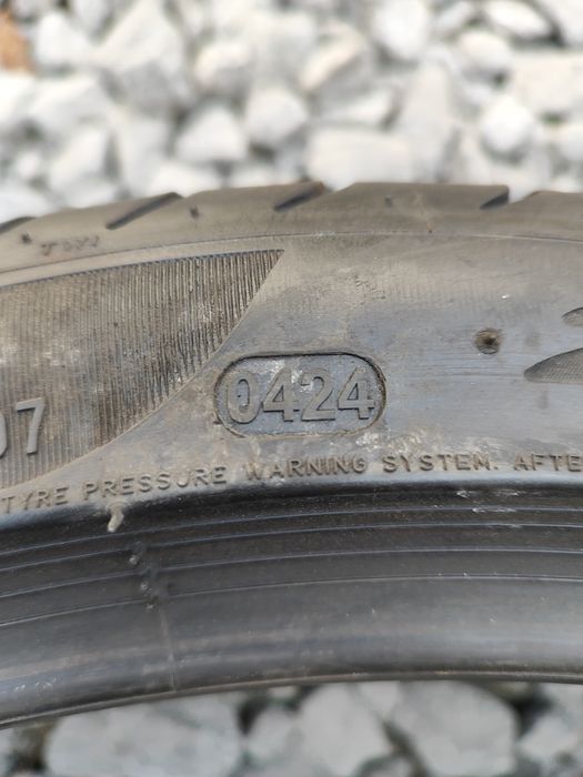 Пара літніх шин Pirelli 225/40 R19 225*40 19 P zero 001942