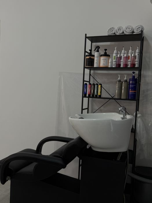 Оренда 15 днів / 30 днів місце перукаря/колориста. Район Урожай