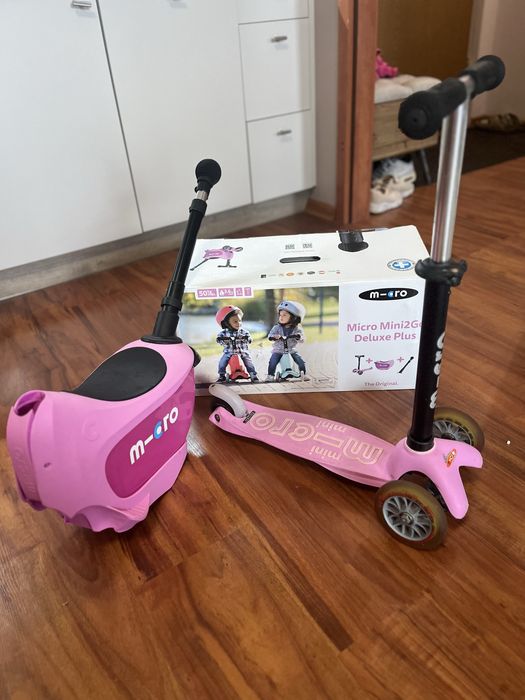 Mini2Go Deluxe Plus jeździk-hulajnoga z drążkiem