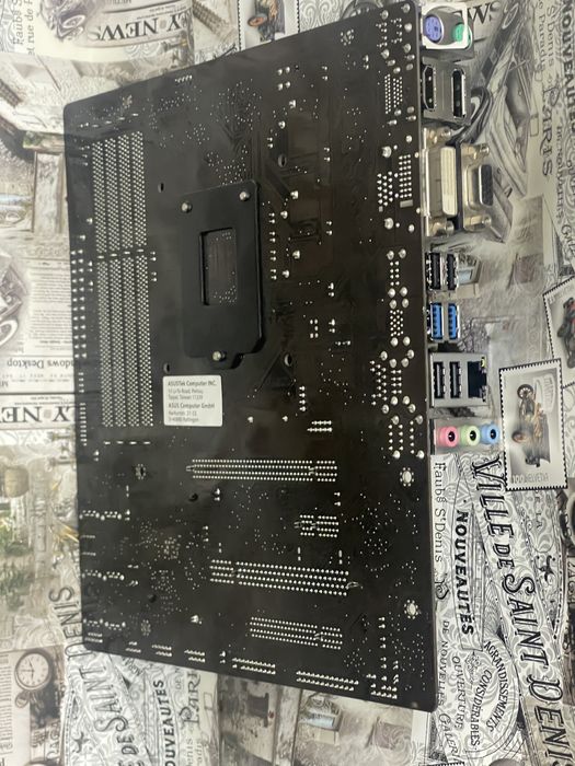 Материнська плата - ASUS B85M-E - Soket LGA 1150 (c заглушкой) . С Гарантией