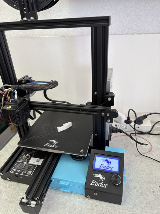 3D Printer with Filament457410062226575363