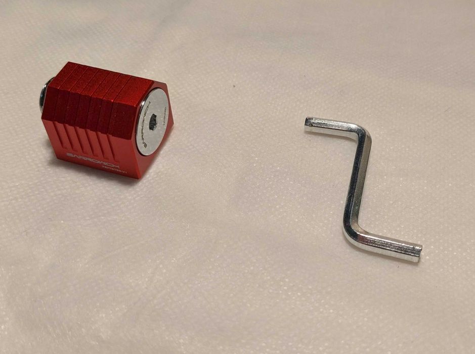 Barrow nisko profilowy adapter 90 (Czerwony)
