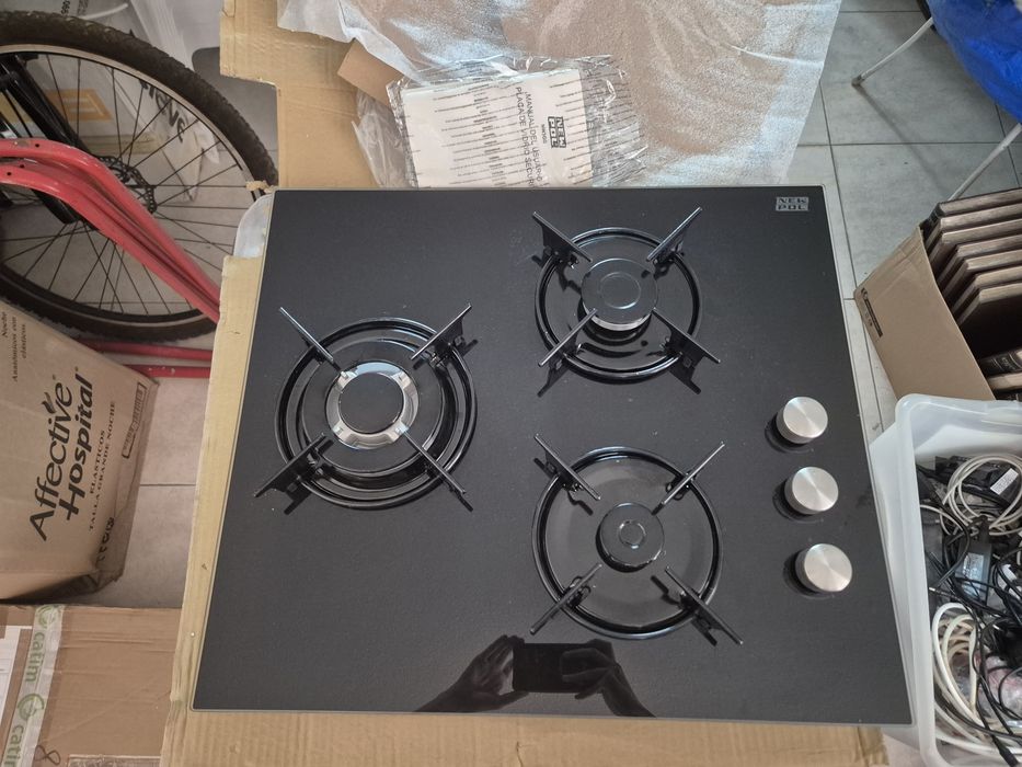 Vendo placa de gas de vidro Midea