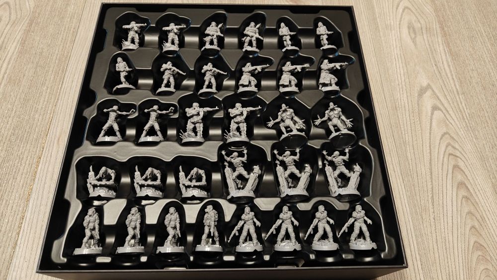 S.T.A.L.K.E.R - Board Game (PL) Adventure Pledge (w koszulkach)