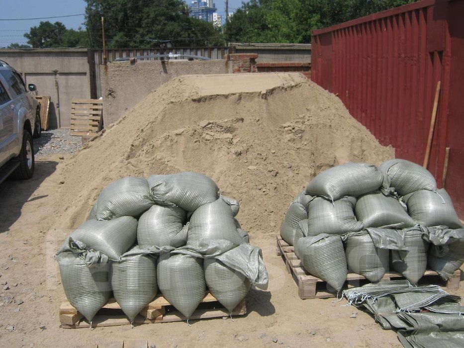 .Цемент.Песок речной и карьерный.Щебень.отсев.Щлак.кирпичДоставка.