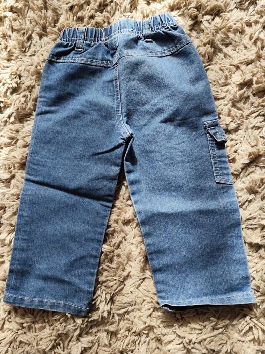 Spodnie jeans r. 92