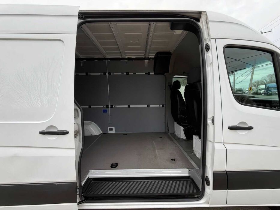 Mercedes-Benz Sprinter 2500      2017