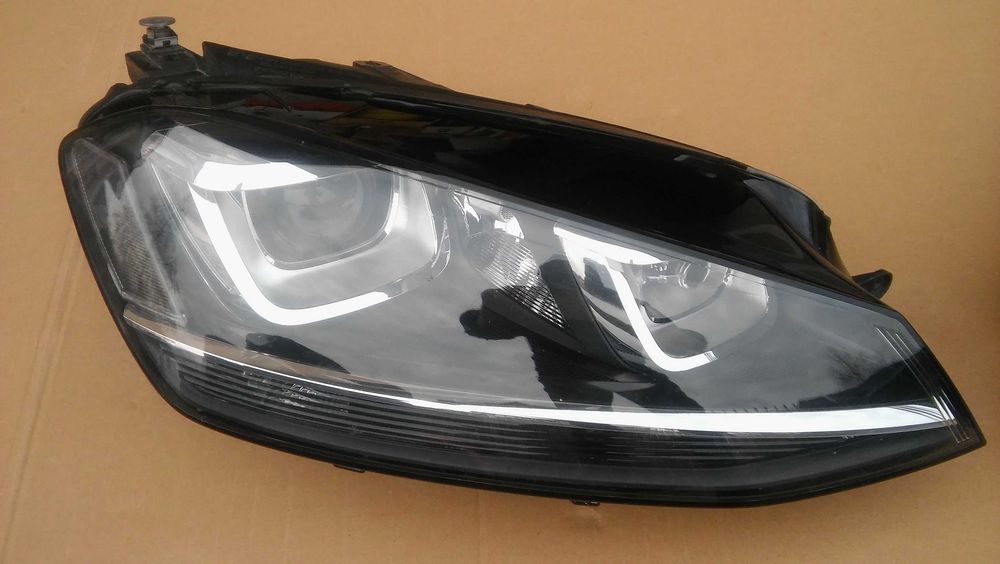 VW Golf 7,VII,5G0,od 13r,lampy przód,Xenon,Lewa+Prawa,039,040,oryginał