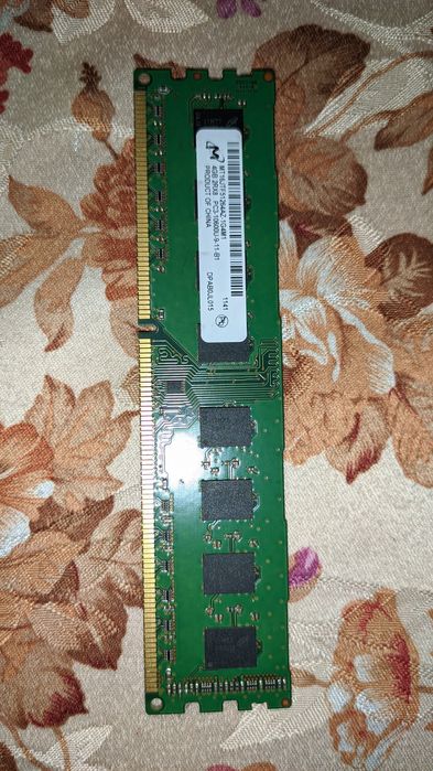 DIMM 4Gb DDR3-1333 Micron 16JTF51264AZ-1G4M1