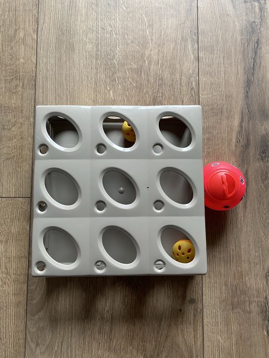 Інтерактивні іграшки для кота | Лабіринт для м’ячиків + м’яч-кормушка