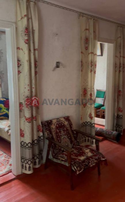 Продаж 3 кімнатної квартири 25 км від міста