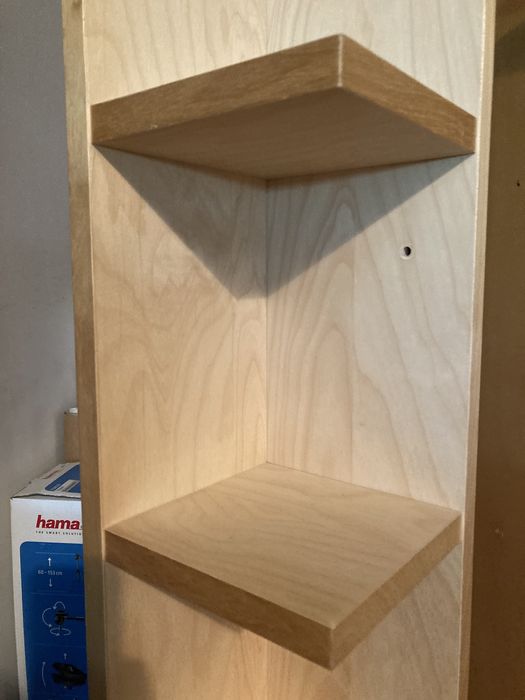 Prateleira madeira com divisórias ikea em excelente condição