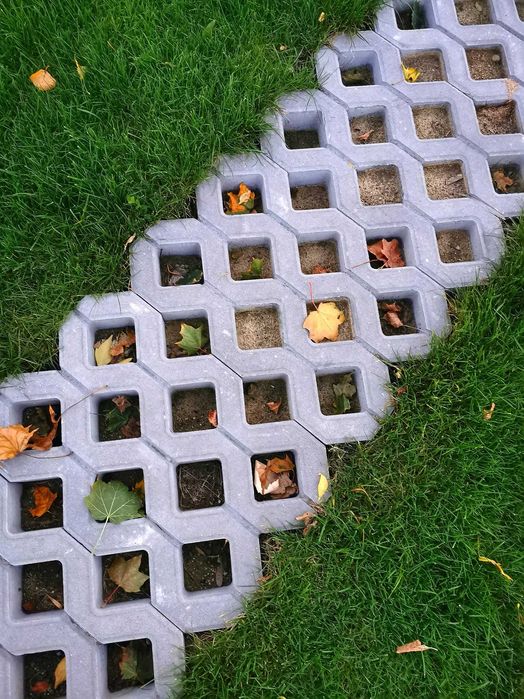 Płyta ażurowa szara 40 x 60 x 8 cm BRUKDOM / Lublin