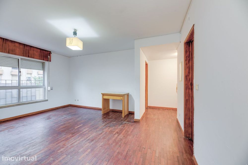 Apartamento T2 | 87M2 Bruta | Elevador | Arrecadação | Setúbal — São Sebastião, Setúbal