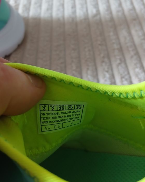 Продам оригінальні дитячі/підліткові кросівки Skechers GO RUN Fast Slip-on