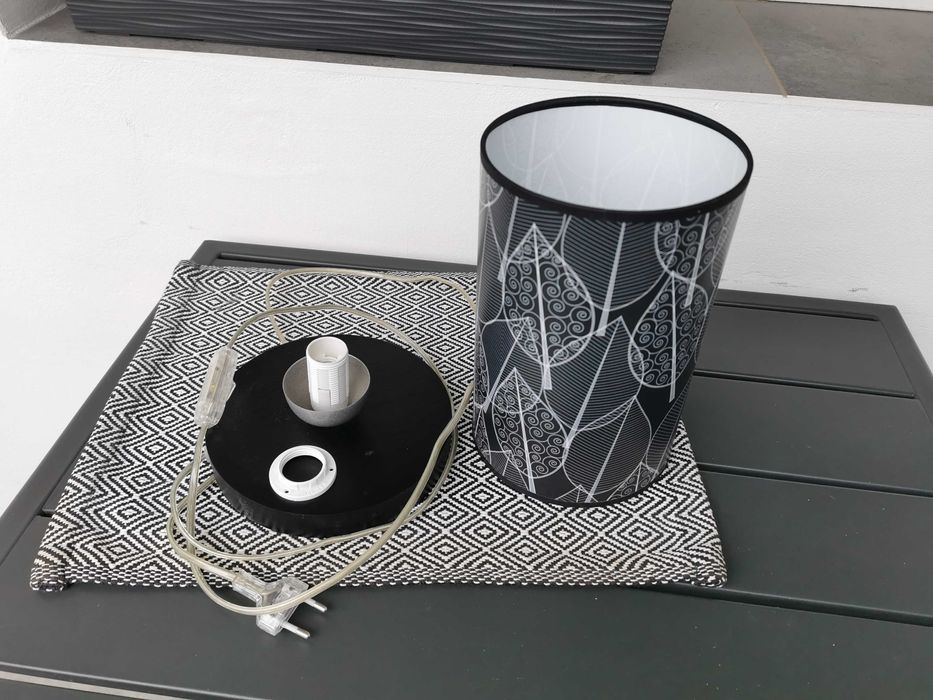 Piękny abażur lampka