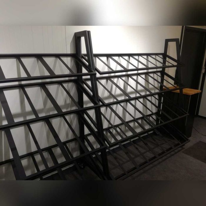 Regały ekspozycyjne na warzywa i owoce